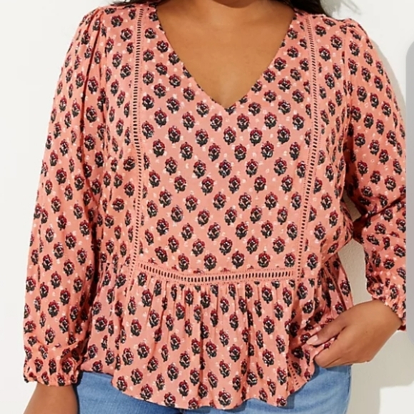 Loft Peplum Blouse Size Petite M EUC (Cami not included) - Picture 8 of 10